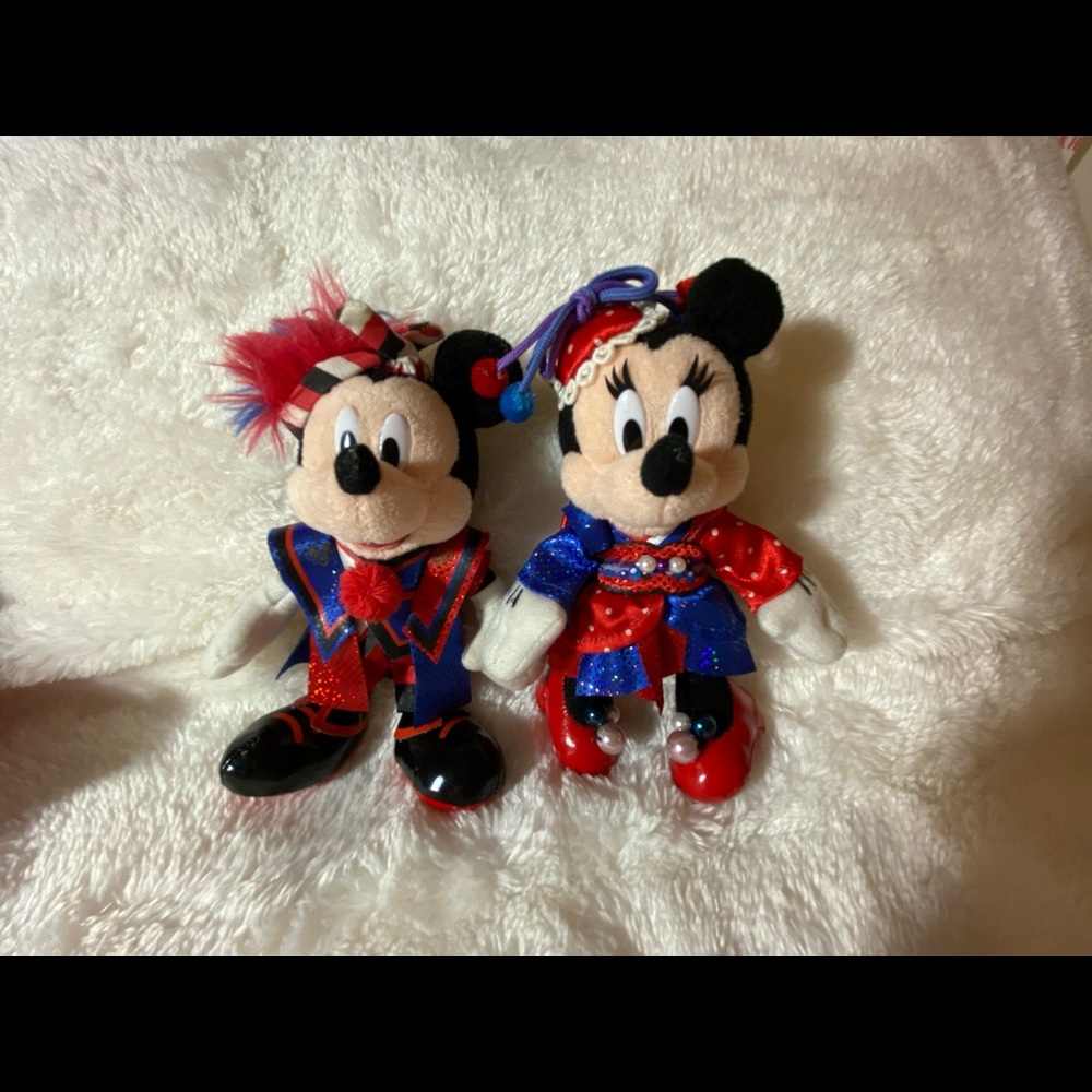 (SOLD) Disneyland 2012 Mickey & Minnie Plush Budge
